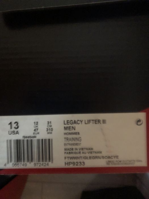 Продавам щангети Reebok Legacy Lifter III