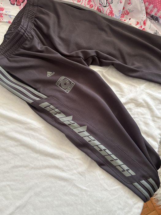 Pantaloni Adidas Calabasas.