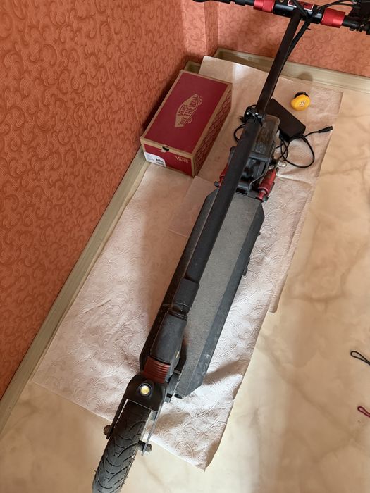 Продам электросамокат Kugoo Kirin X1