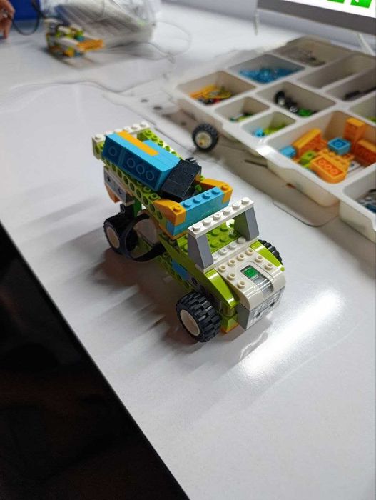 Wedo 2.0 5yoshdan 12yoshgacha bo'lgan bolalar uchun konstruktor