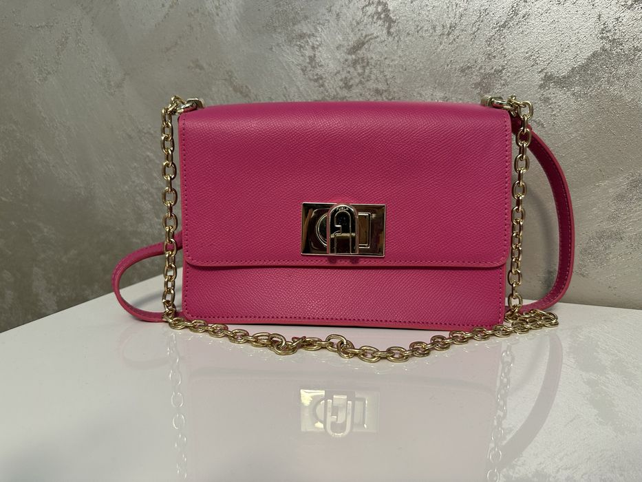 Чанта Furla естествена кожа