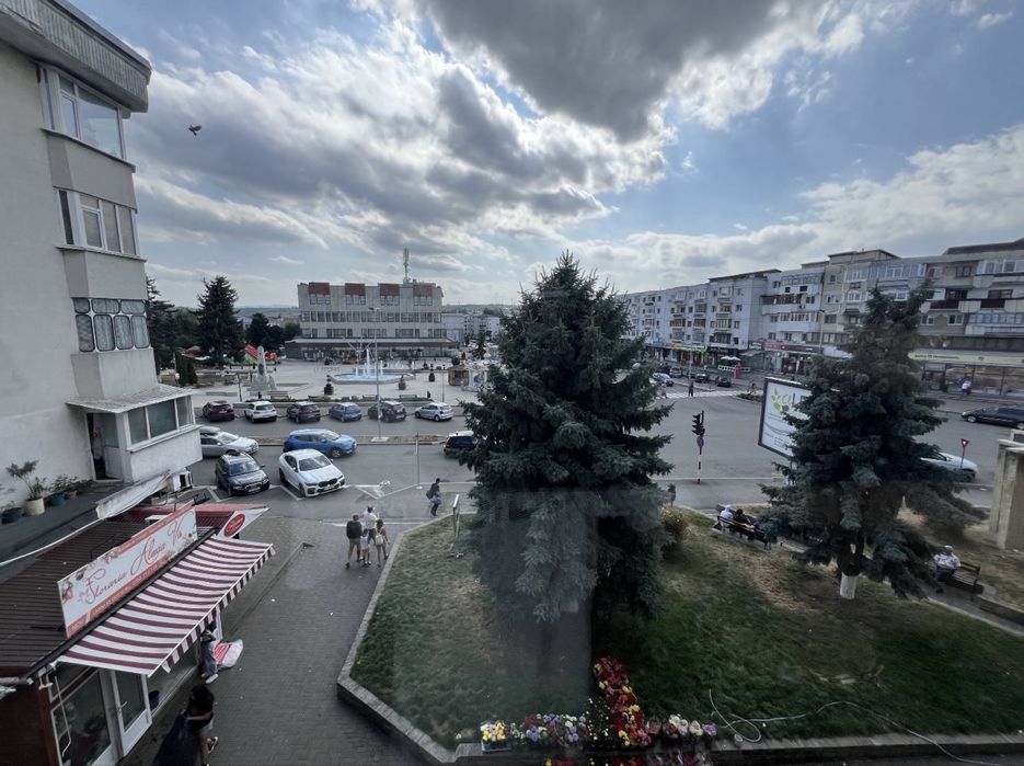 Vând / De Vânzare Spațiu Comercial, 124 MP, Centru Fălticeni