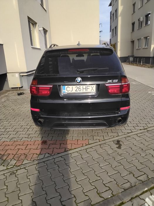 Se vinde BMW  x5 2011/ 2012 301 km