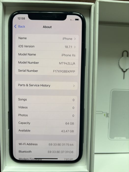 Iphone xs в отлично състояние