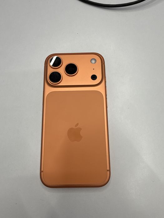 Iphone 17 Pro 256Gb nu citeste cartela si nici Esim