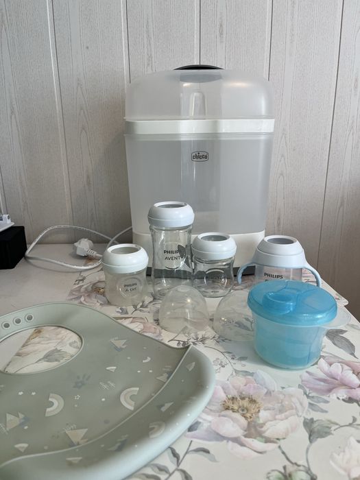 Стерилизатор на две нива Chicco