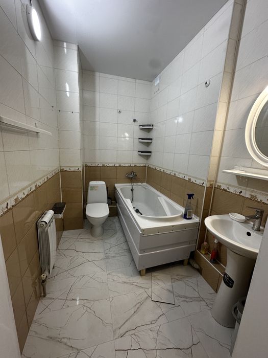 Унитаз с раковиной