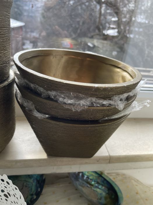 Кашпи и саксии за цветя