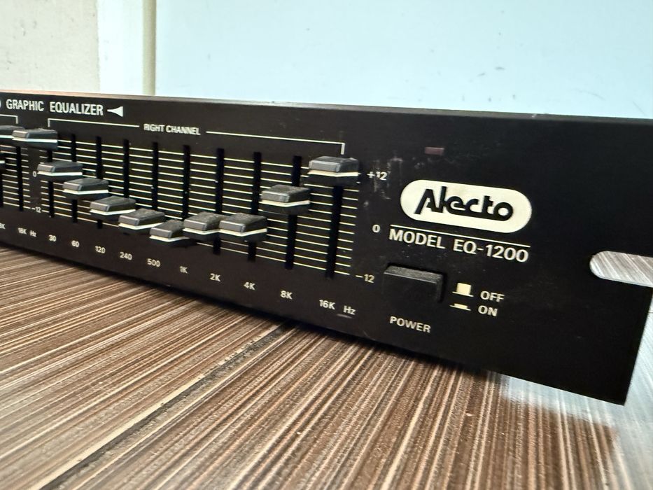 Еквалайзер Alecto
