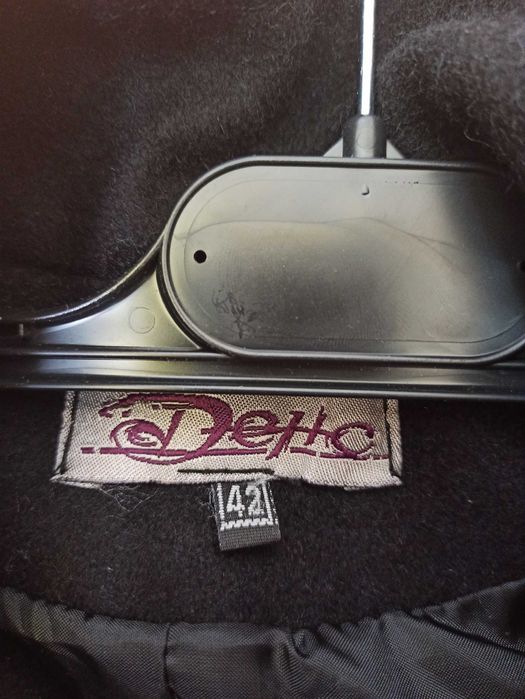 Вълнено дамско палто р-р 42