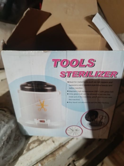 Продается аппарат для маникюра и прочее