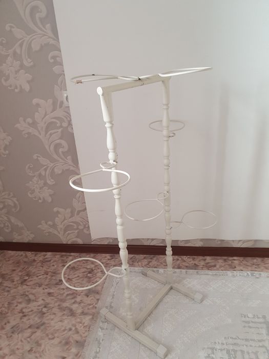 Подставка для цветов