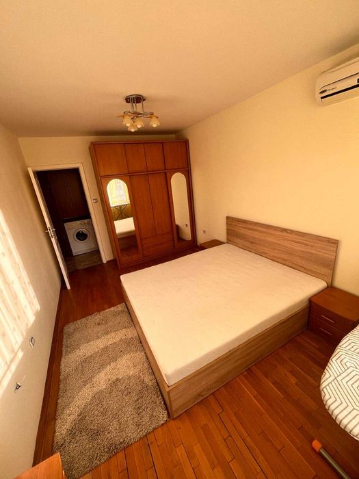 Дава се под наем Тристаен апартамент в София, Младост 1 - 89 кв.м за 747.66 € - Снимка #1