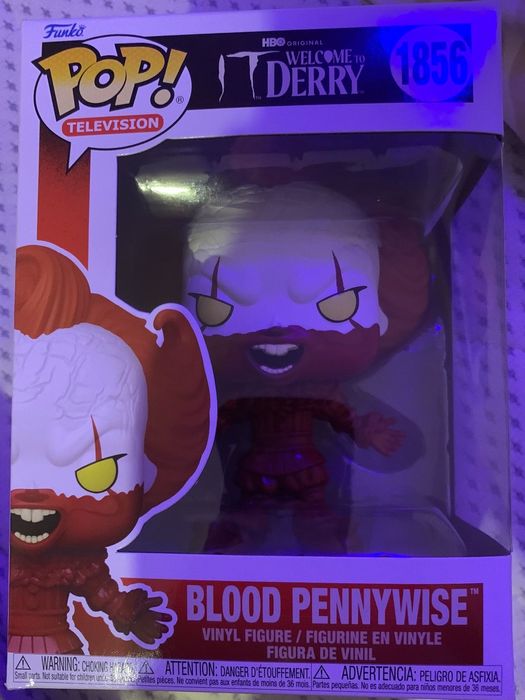 Funko pop blood Pennywise