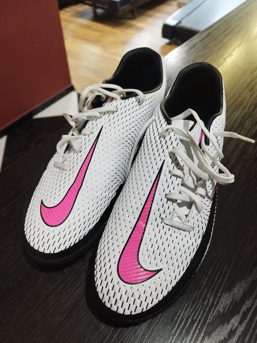 Nike phantom gt.