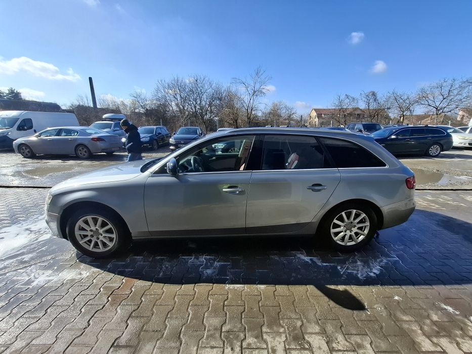 Vand urgent Audi A4 b8