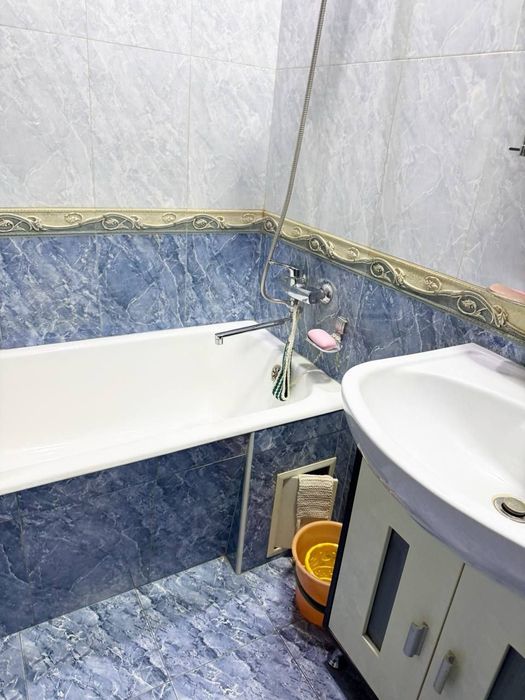 Срочно ‼️2 комнатная балкон 1.5/3 9кв Чиланзар