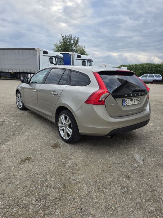 De vanzare Volvo V60