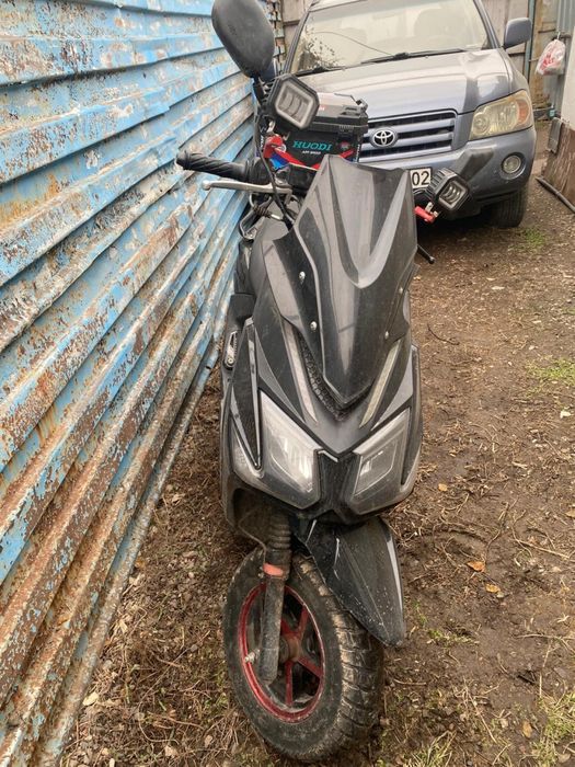 Срочно продам мопед Танк