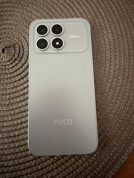 POCO F8 Pro (12/256GB) Сребрист + ГАРАНЦИЯ + ПОДАРЪК Слушалки и Бързо зарядно