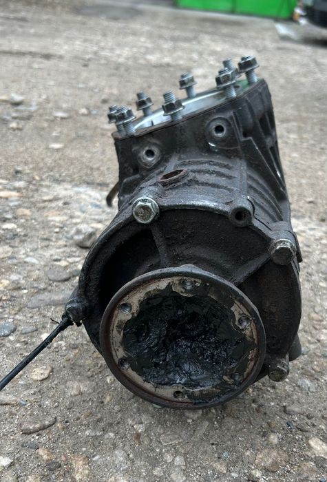 Заден диференциал VW Golf 4 1.9TDI 150hp 4Motion Haldex 2001г