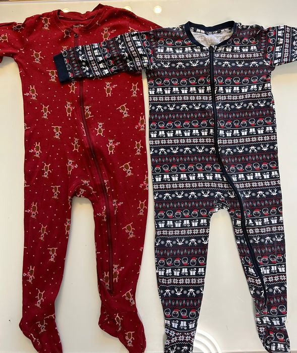Лот Коледни бодита и пижамки 86/92 см Lupilu