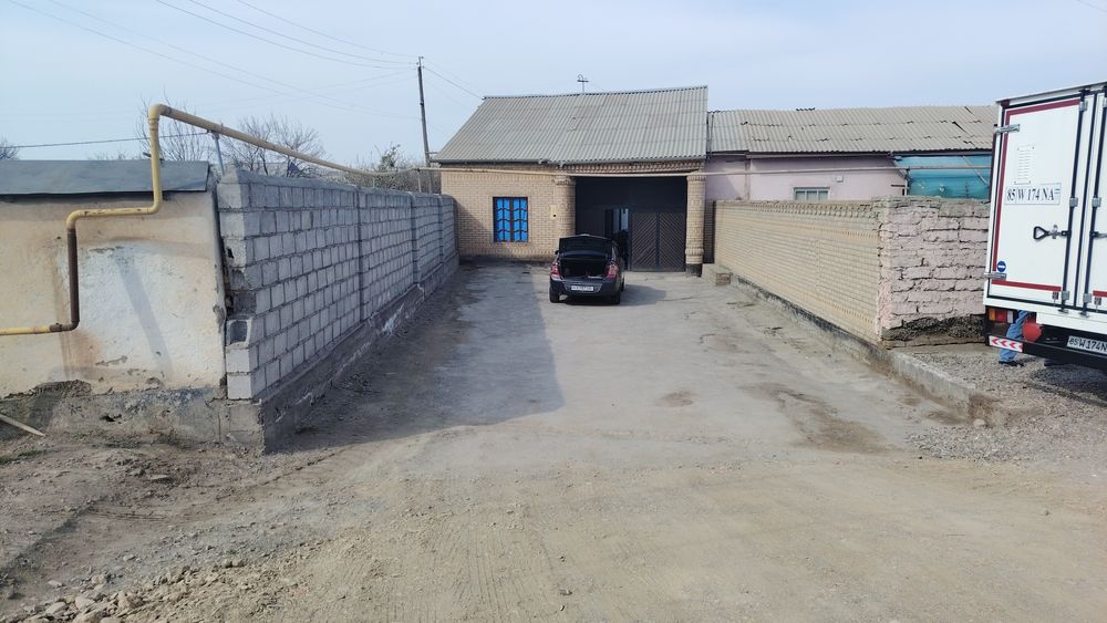 Yashash uchun tayyor xavli jaloir pavarotidan 15 so'tik kadastr bor