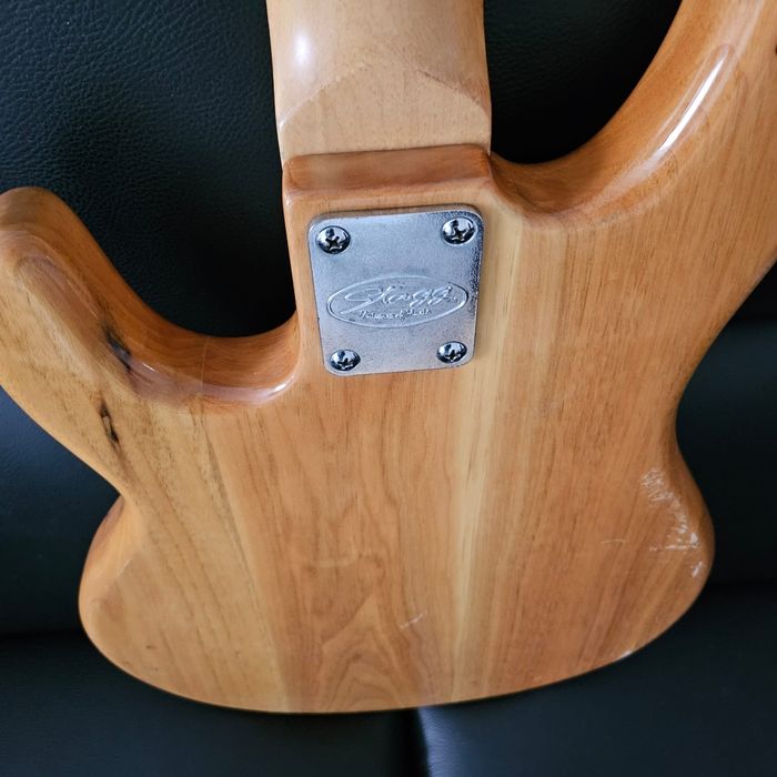 Chitara bass Stagg mb 300