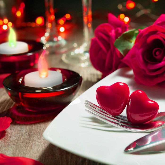 Set 24 lumanari LED efect de flacara reala baterii incluse multicolor