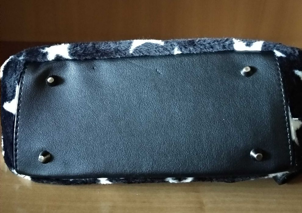 Сумка брендовая меховая