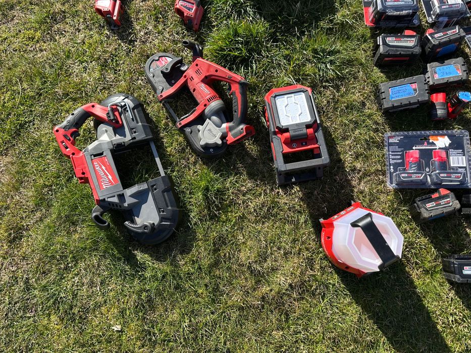 Инструменти МИЛУОКИ и батерии MILWAUKEE