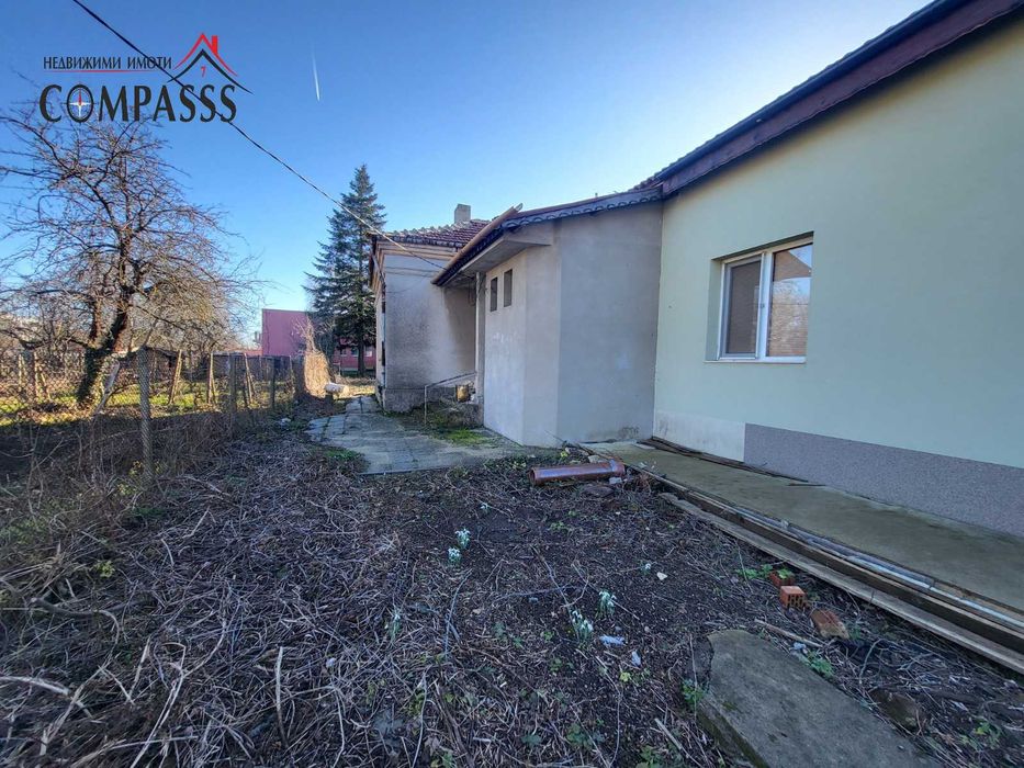 Продава се Къща в Генерал Тошево - 70 кв.м за 401 €/кв.м - Снимка #3