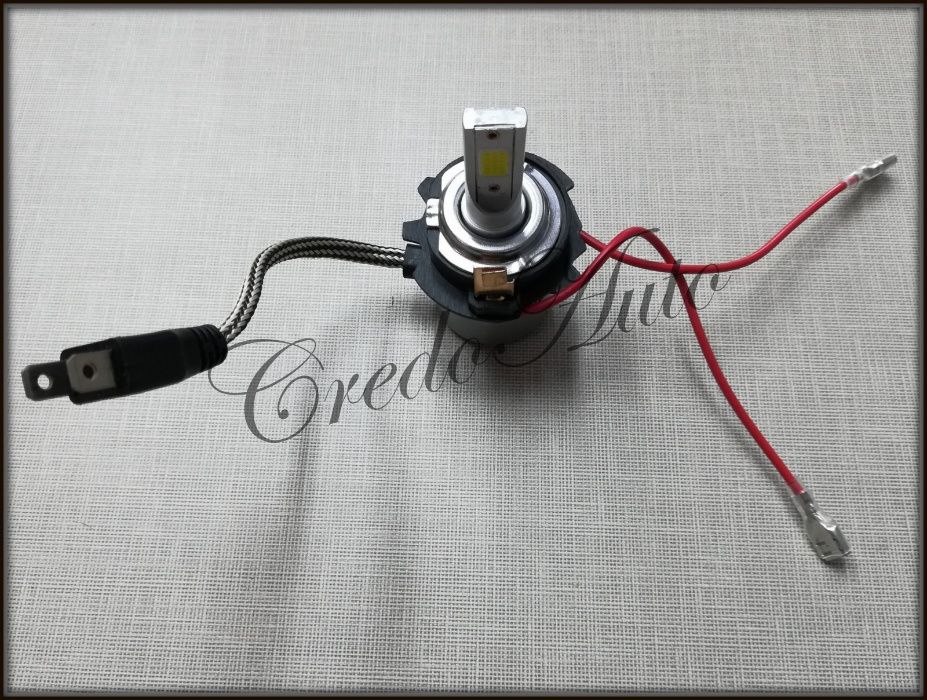 Volkswagen GOLF 5 LED Адаптерни фасонки H7/ Преходник за лед Н7/Xenon