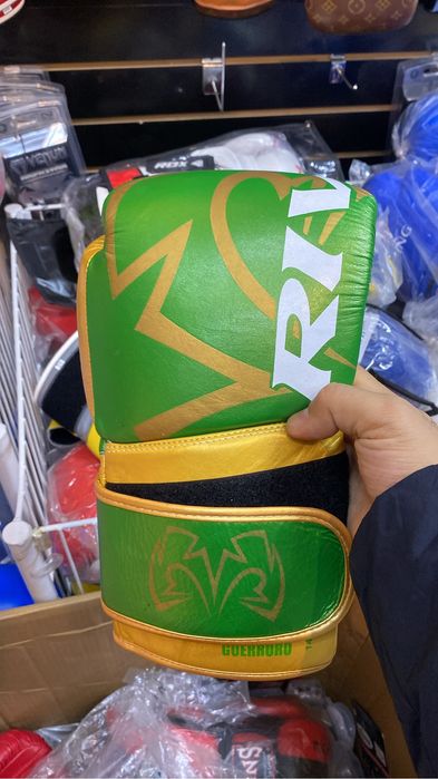 Боксерские перчатки всех моделей и размеров