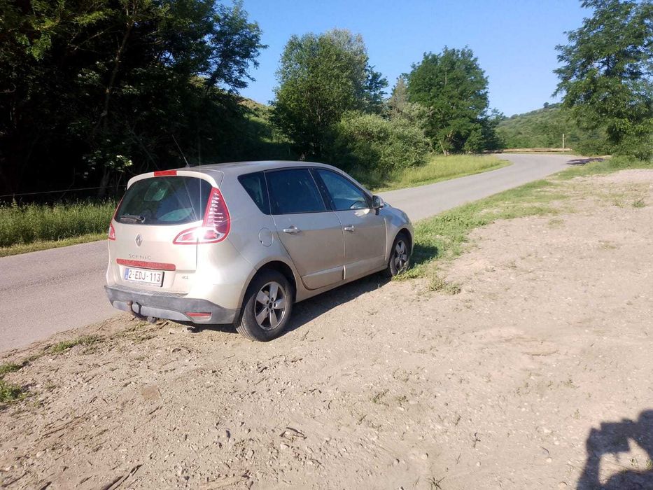 Renault Scenic 3 2010 1.5 diesel 110PK