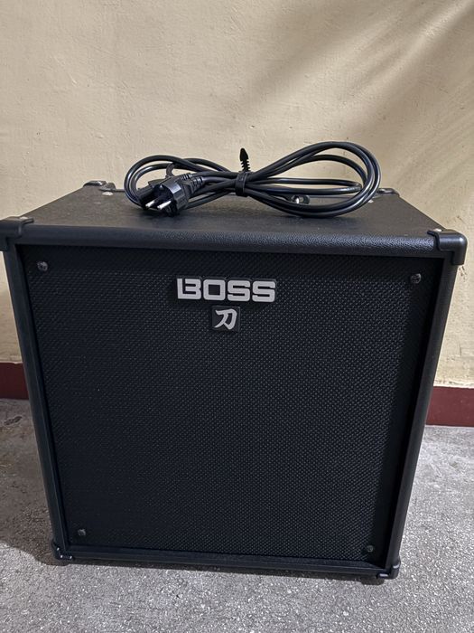 Boss katana 110 bass