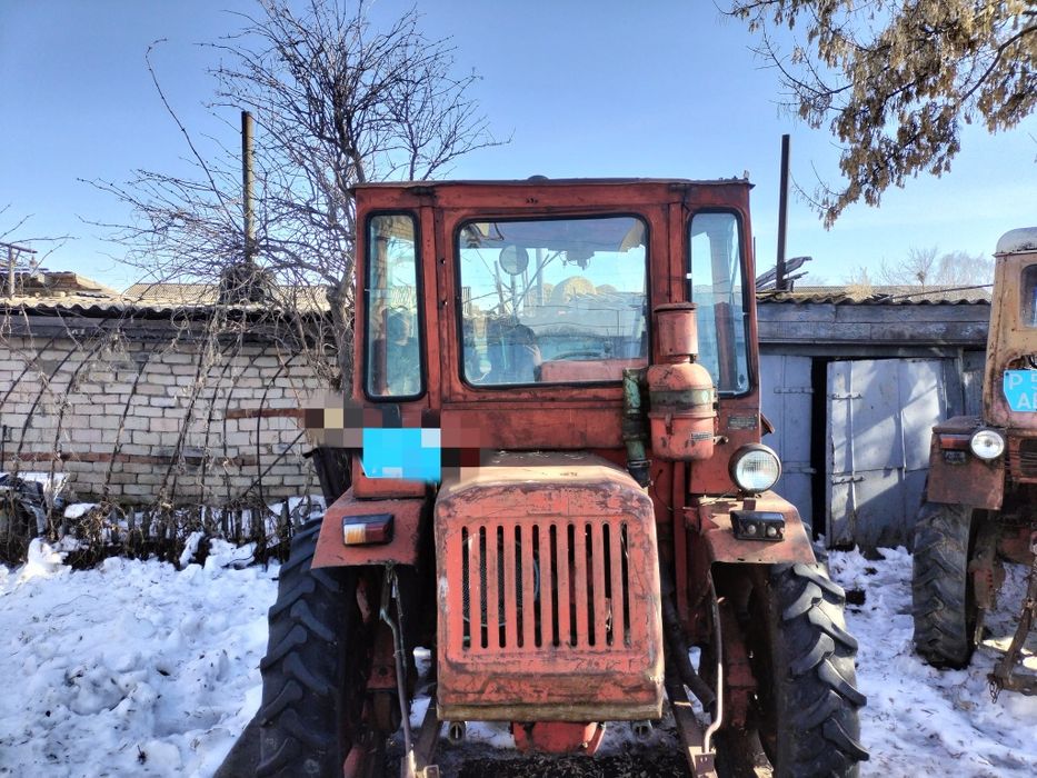 Продам трактор Т16