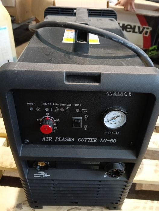 Aparat sudura fir continuu Profesional Fighter Mig 500