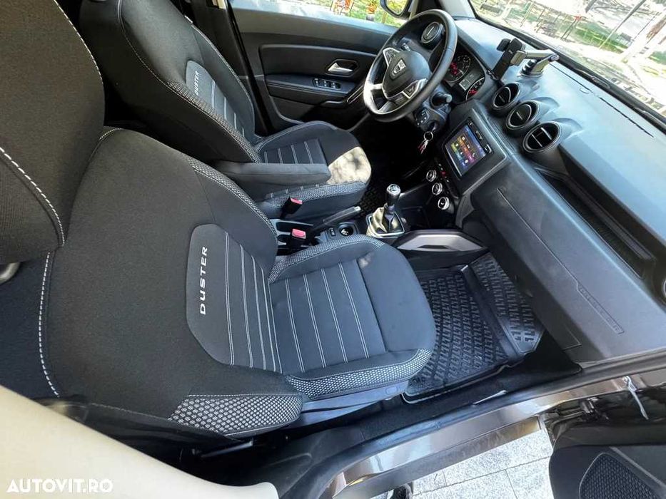 Duster Prestige 1.5 dCi 2019-Distribuție schimbată-Facturi Service-Anvelope noi