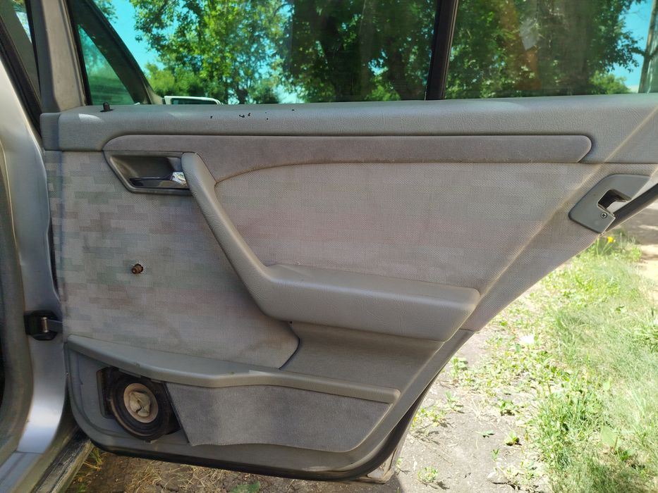 Дверные карты w202