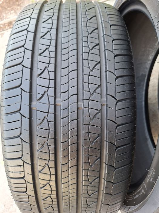 Продам шины 235/45/18 нексен