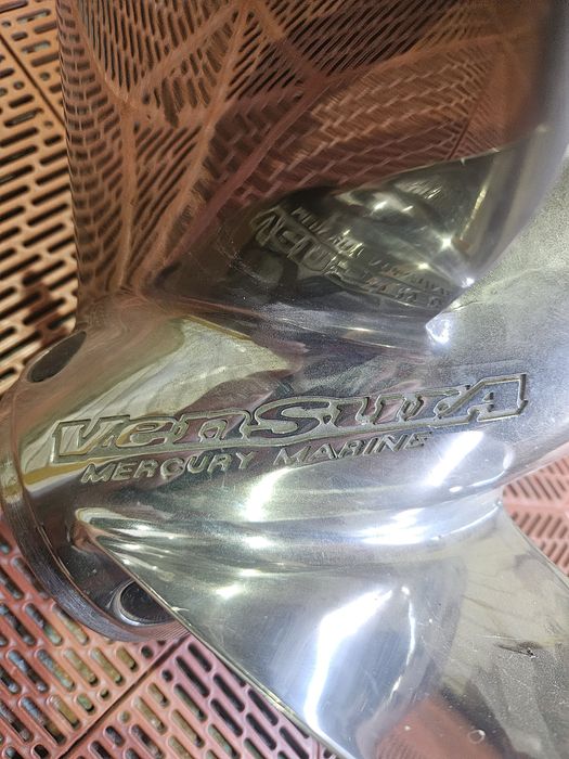 Винт лодочный Mercury