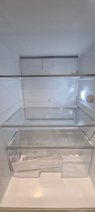 Чисто Нов Хладилник Bomann 85см А+(D)