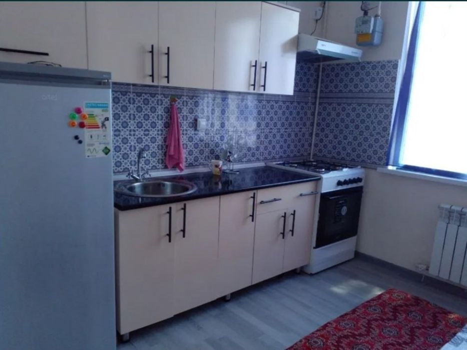 Qarshi sity 2 -qavatdan 80 kv kvartira sotiladi