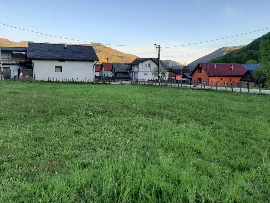 Terenuri intravilane de vânzare – Telciu, Strada Nouă / Valea Pintecosului