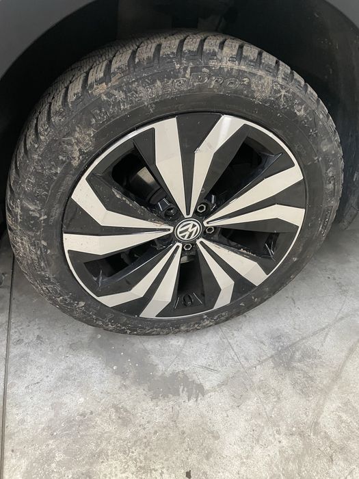 Fata completa / Bot complet VW T Cross 2020
