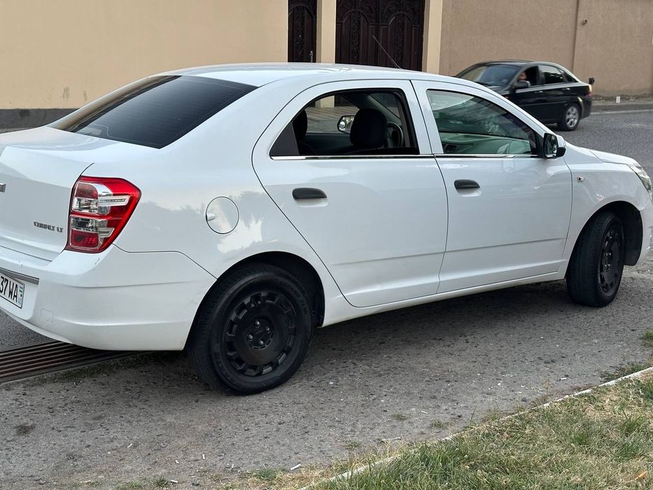 Chevrolet Cobalt 2013 2 evro M/T