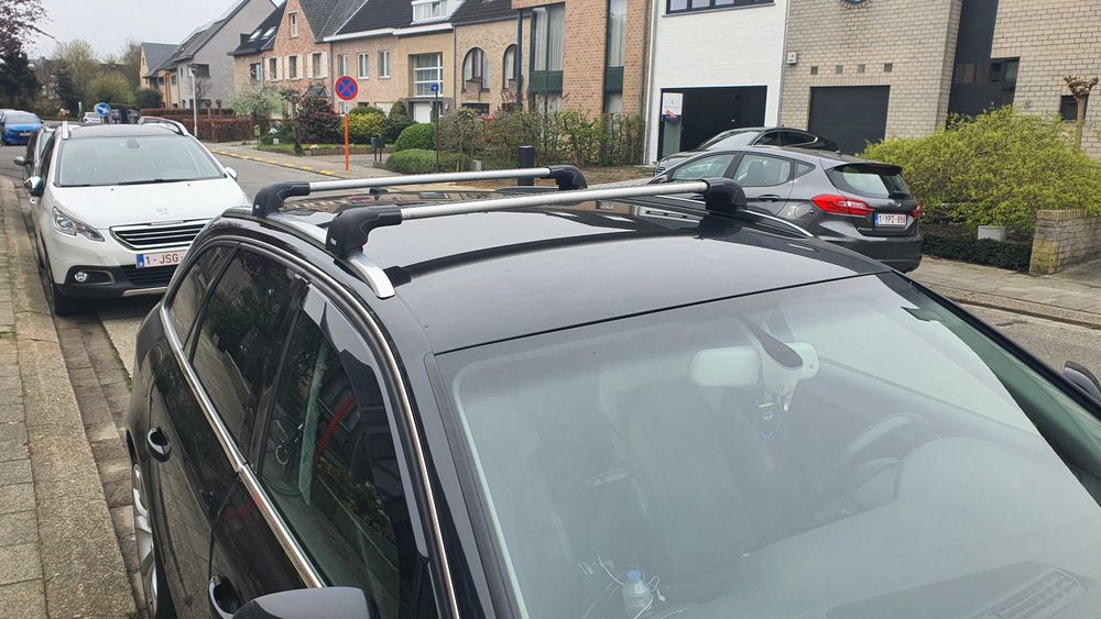 Audi -Thule- Audi A3, А4,A6  напречни греди ,Thule  релси