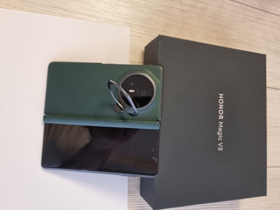 Honor magic v3  green