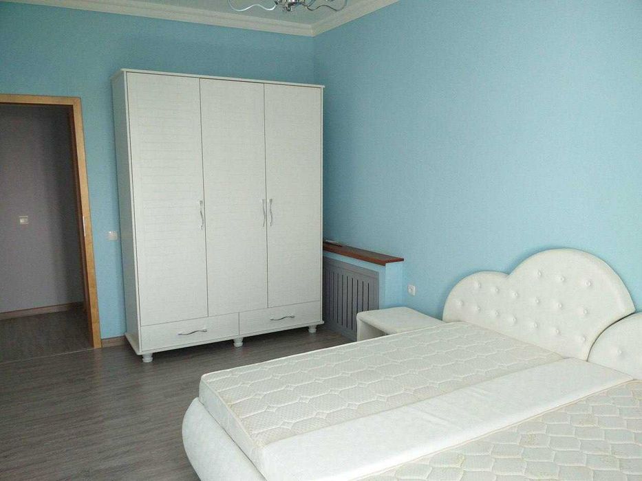 Продается Квартира в Центре на метро Ойбек 4/7/9, ор: ШОХмедцентр.